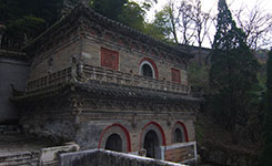 无梁殿